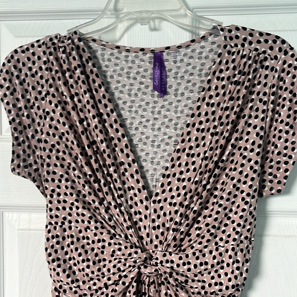 Seraphine knot front Maternity Dress in size 8 - Picture 2 of 4